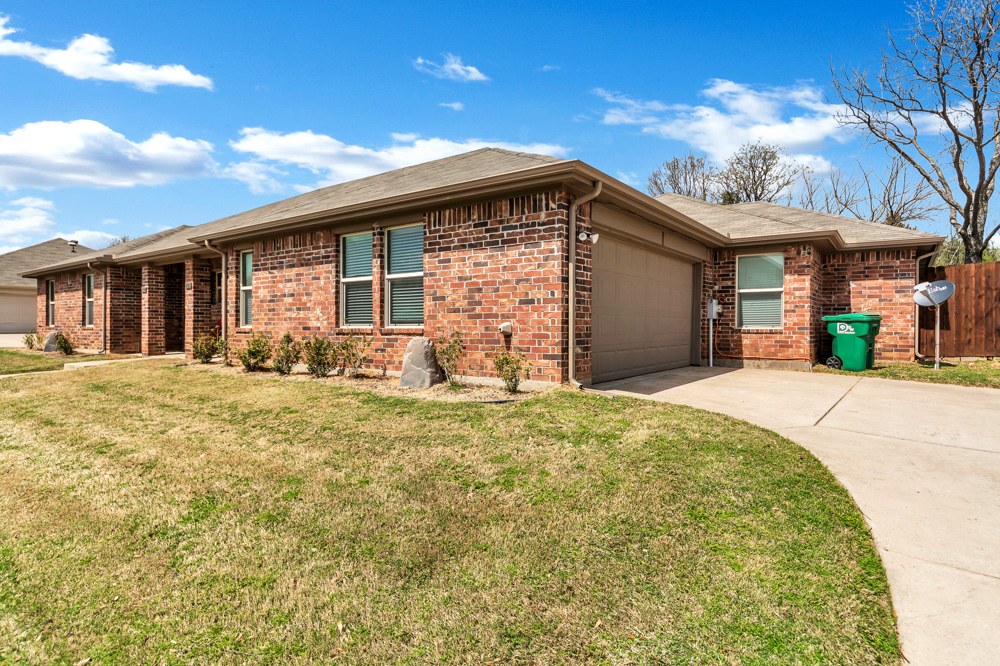 Best Apartments In Denton Longhorn Cove